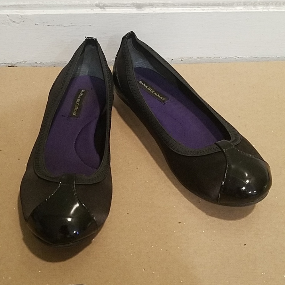 Black Dana Buchman Flats